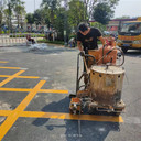 南寧交通道路劃線(xiàn)施工公司，施工隊