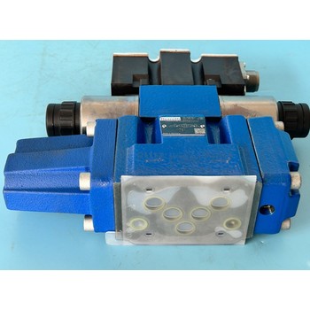 力士樂比例方向閥4WRZE10W6-85-73/6EG24N9ETK31/A1V