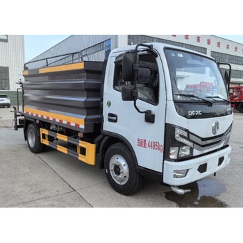 一款超大容量的東風(fēng)藍(lán)牌抑塵車