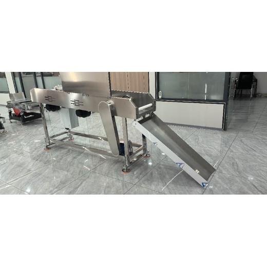 不銹鋼直線振動(dòng)篩立式攪拌機(jī)除鐵上料機(jī)定制生產(chǎn)