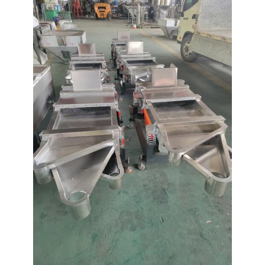 長春不銹鋼篩分機(jī)立式攪拌機(jī)除鐵上料機(jī)定制生產(chǎn)