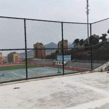 阿里體育場隔離柵4米高日字型浸塑勾花護欄