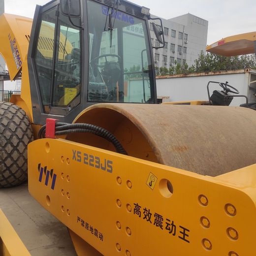 液壓徐工223二手價(jià)壓路機售賣(mài)