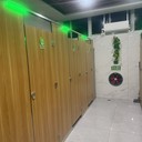 工廠直供廁所衛(wèi)生間隔斷板防水金屬鋁蜂窩板抗倍特板學(xué)校寫字樓