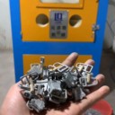 洛奇拉鏈清理機(jī)/拉鏈清洗自動(dòng)化設(shè)備/拉鏈噴砂環(huán)保清理設(shè)備
