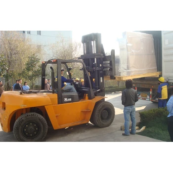 黃浦區(qū)電動叉車出租人民路7噸叉車出租機器裝卸車