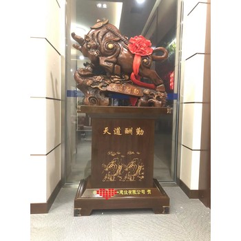 天道酬勤牛西安公牛紅木色擺件開(kāi)業(yè)慶典牛氣沖天送禮工藝品