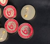 班級(jí)胸徽，西安亞克力校牌加工，陜西標(biāo)牌銘牌廠