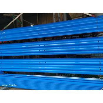 兩波三波護(hù)欄板廠家