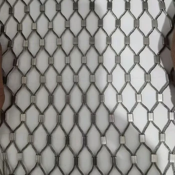 不銹鋼繩網(wǎng)學(xué)校天井陽臺(tái)防墜網(wǎng)樓梯扶手橋梁防護(hù)不銹鋼安全網(wǎng)