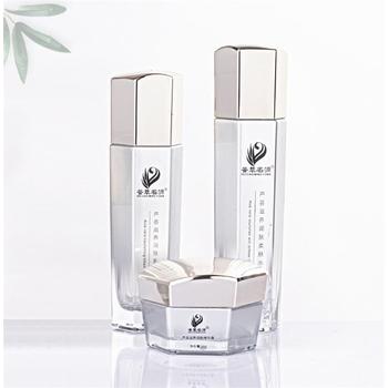 廣州玻璃瓶絲印燙金廠，廣州化妝品套裝瓶絲印燙金廠