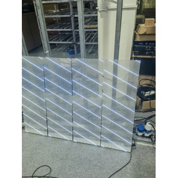 深圳市東鴻光電貼膜屏P4-8LED顯示屏生產(chǎn)廠家