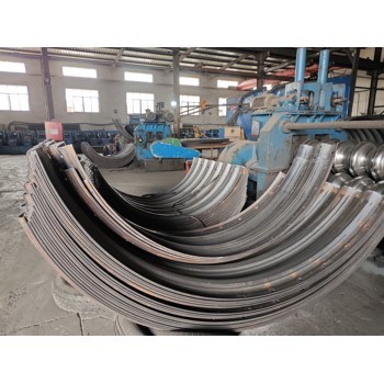 湖北鋼波紋圓管涵參數(shù)6米直徑鋼波紋涵管高速公路排水