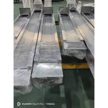 江蘇常州母線槽封閉母線槽品質好濟南雄天電氣