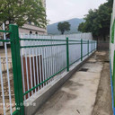 中山市廠房實體墻安全護欄藍白鋅鋼隔離防護欄