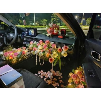 南寧五一西路婚車-五一東路婚車-五一路婚車-布置,裝飾鮮花車