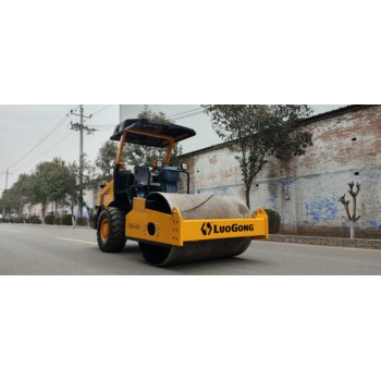 廠(chǎng)家3.5噸4噸6噸8噸膠輪壓路機(jī)單鋼輪壓路機(jī)廠(chǎng)家