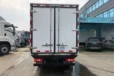 阿拉善江淮德沃斯6米8冷藏車?yán)洳剀嚹睦镔I