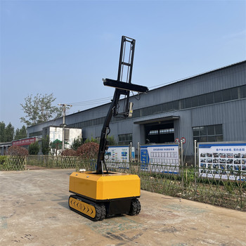 履帶光伏板清洗機(jī)器人全自動(dòng)光伏板清洗機(jī)智能清潔設(shè)備廠家