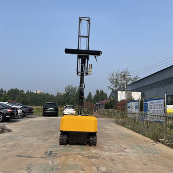 太陽能板清洗機(jī)器人全自動(dòng)光伏板發(fā)電清洗設(shè)備光伏板清洗機(jī)底盤