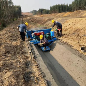 全自動(dòng)U型槽水渠成型機(jī)自走式水溝渠道成型機(jī)現(xiàn)澆式水渠滑模機(jī)