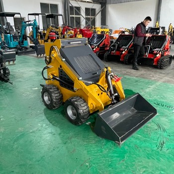 多用途履帶式滑移裝載機(jī)園林農(nóng)用工程機(jī)械小鏟車微型迷你小鏟車