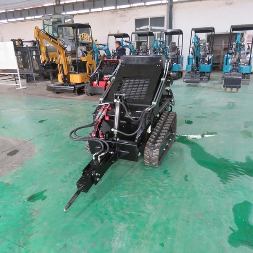 生產(chǎn)多功能裝載式滑移機輪式滑移機帶屬具新型大馬力滑移裝載機