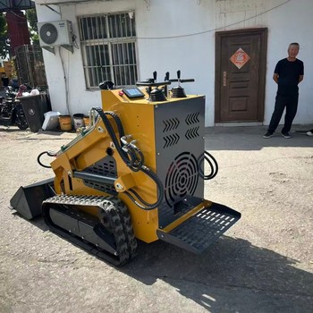 小型輪式滑移式裝載機建筑工地多功能微型裝載機室內(nèi)拆裝輪式鏟車