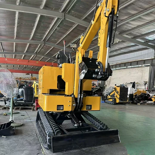 25馬力微挖帶旋耕機農(nóng)用小型挖機挖溝1.5米座駕式挖掘旋耕一體機