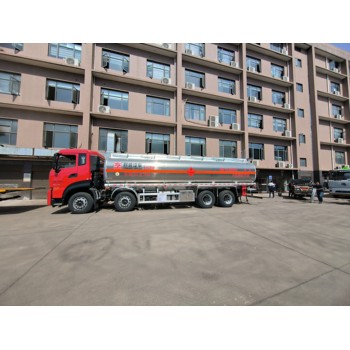 保山二手8噸加油車--工地完工轉手現車直供
