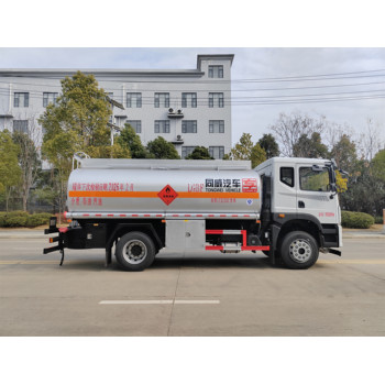 信陽(yáng)8.5方加油車(chē)--質(zhì)保三年