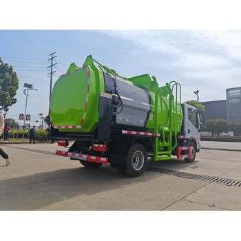 資陽福田歐曼18方掛桶式垃圾車湖北廠家