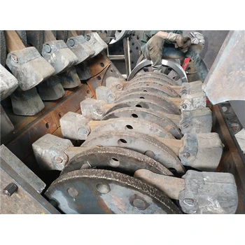 山東小型雙級(jí)破碎機(jī)