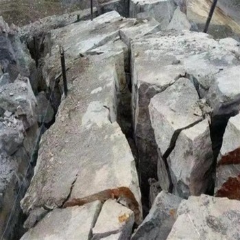 山東菏澤山體平整氣體爆破一次性爆破管