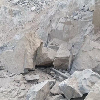 山東菏澤山體平整氣體爆破一次性爆破管
