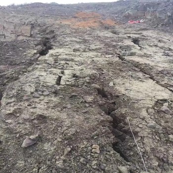內蒙古赤峰山體平整氣體爆破一次性壓裂管