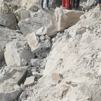 內(nèi)蒙古海拉爾隧道掘進(jìn)氣體爆破一次性致裂管