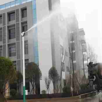 城市路燈安裝噴霧降塵設(shè)備增添清新空氣