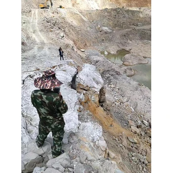 遵義二氧化碳空氣爆破泥巖開采設(shè)備致裂設(shè)備活化器