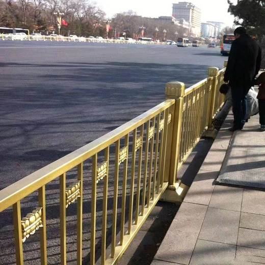 市政道路黃金護(hù)欄金色市政圍欄天安門(mén)同款黃金蓮花護(hù)欄成都廠家