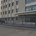 工廠戶外電動伸縮門折疊收縮門學(xué)校自動推拉門廠家