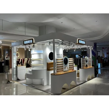 山東烤漆展柜源頭工廠、設(shè)計(jì)制作商場展柜展臺