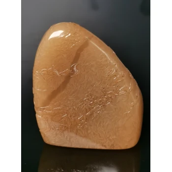 山西玉石翡翠哪里免費鑒定收購—私下當天收購隕石