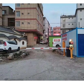 鶴山停車場(chǎng)管理系統(tǒng)，鶴山車牌識(shí)別系統(tǒng)，自動(dòng)識(shí)別車牌收費(fèi)門(mén)禁