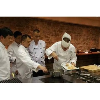廣西欽州境外勞務(wù)派遣辦理流程