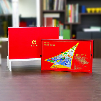 大飛機模型禮品航空公司紀(jì)念徽章來圖生產(chǎn)