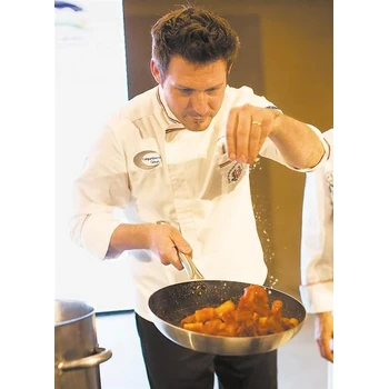 河北保定曲陽出國打工一年能掙多少錢