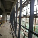 幕墻安裝灌漿料固定和錨固連接件確保幕墻的穩(wěn)定