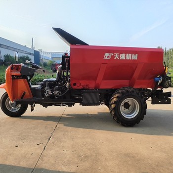 天盛機械2方三輪車(chē)撒肥車(chē)