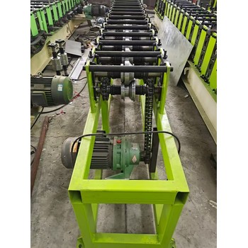 C型鋼彩板成型機(jī)設(shè)備